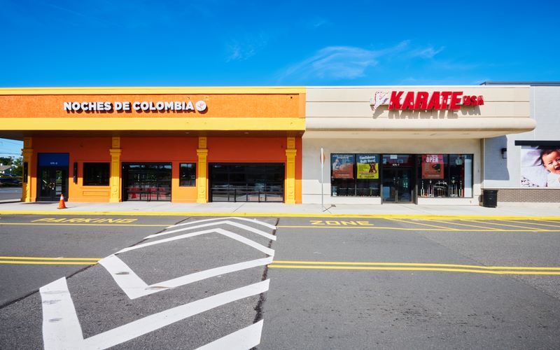 The Plaza at Woodbridge Woodbridge NJ | Urban Edge Properties